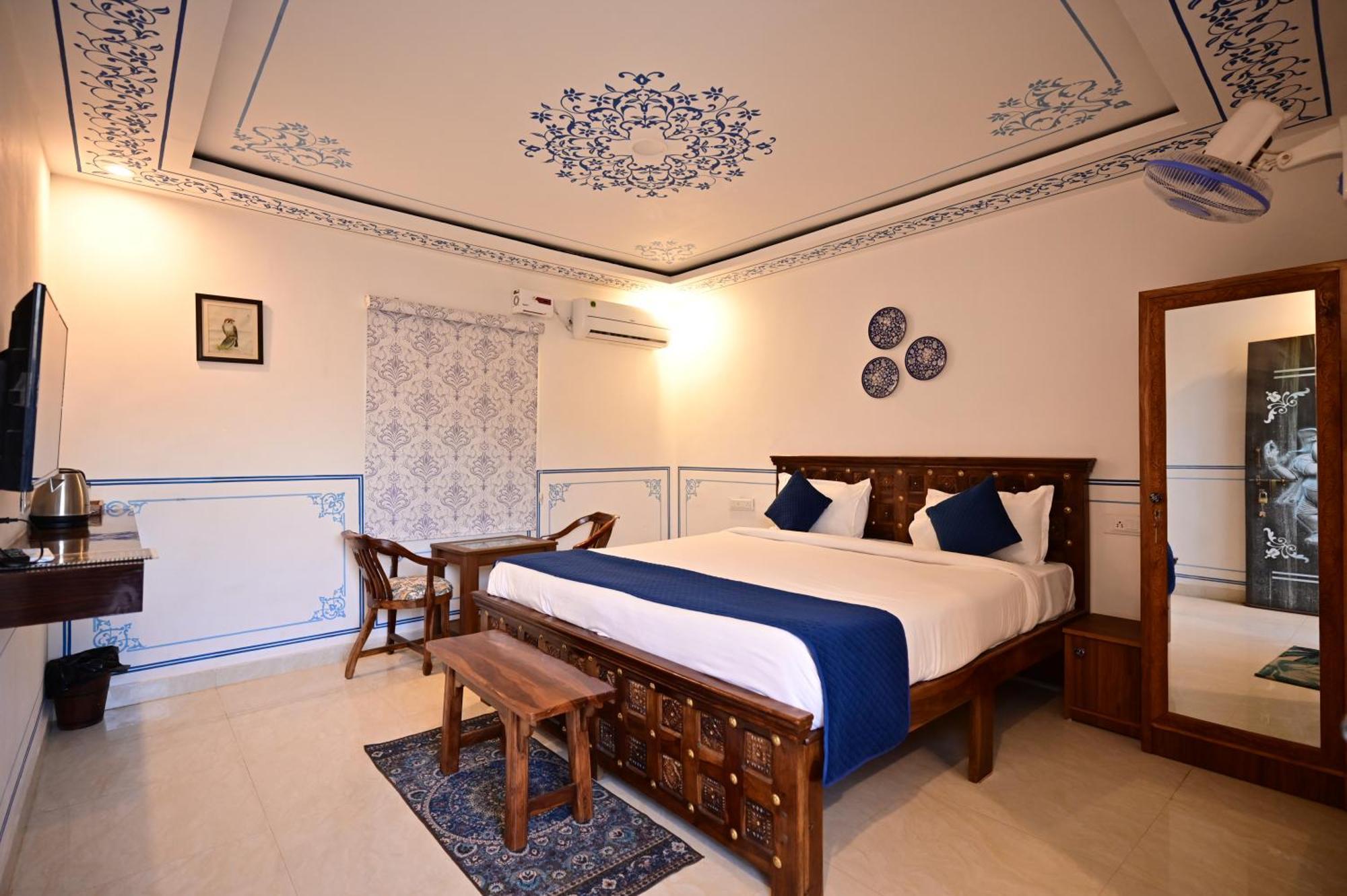 The Castle Crown - Hem Vilas Resort Ranthambhore ساواي مادهوبور المظهر الخارجي الصورة