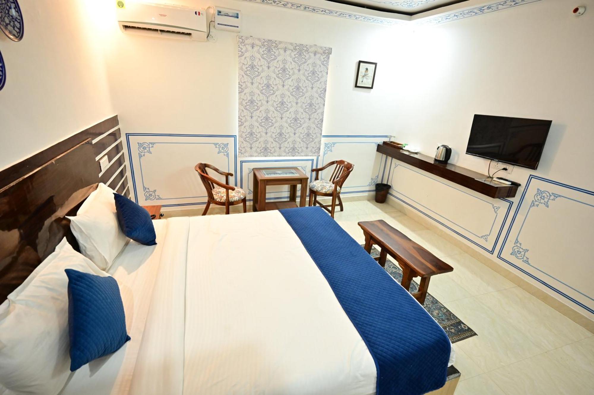 The Castle Crown - Hem Vilas Resort Ranthambhore ساواي مادهوبور المظهر الخارجي الصورة