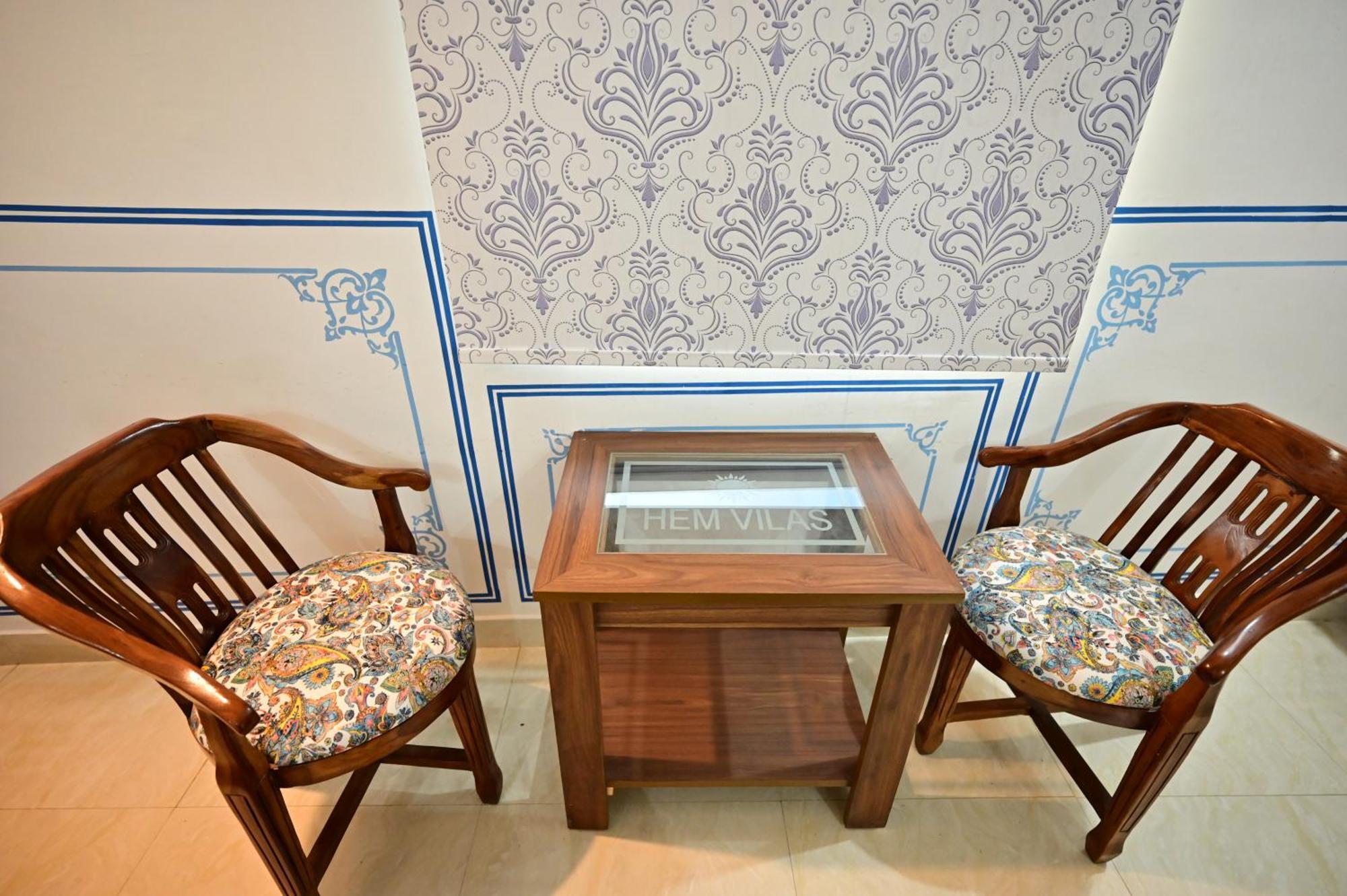 The Castle Crown - Hem Vilas Resort Ranthambhore ساواي مادهوبور المظهر الخارجي الصورة